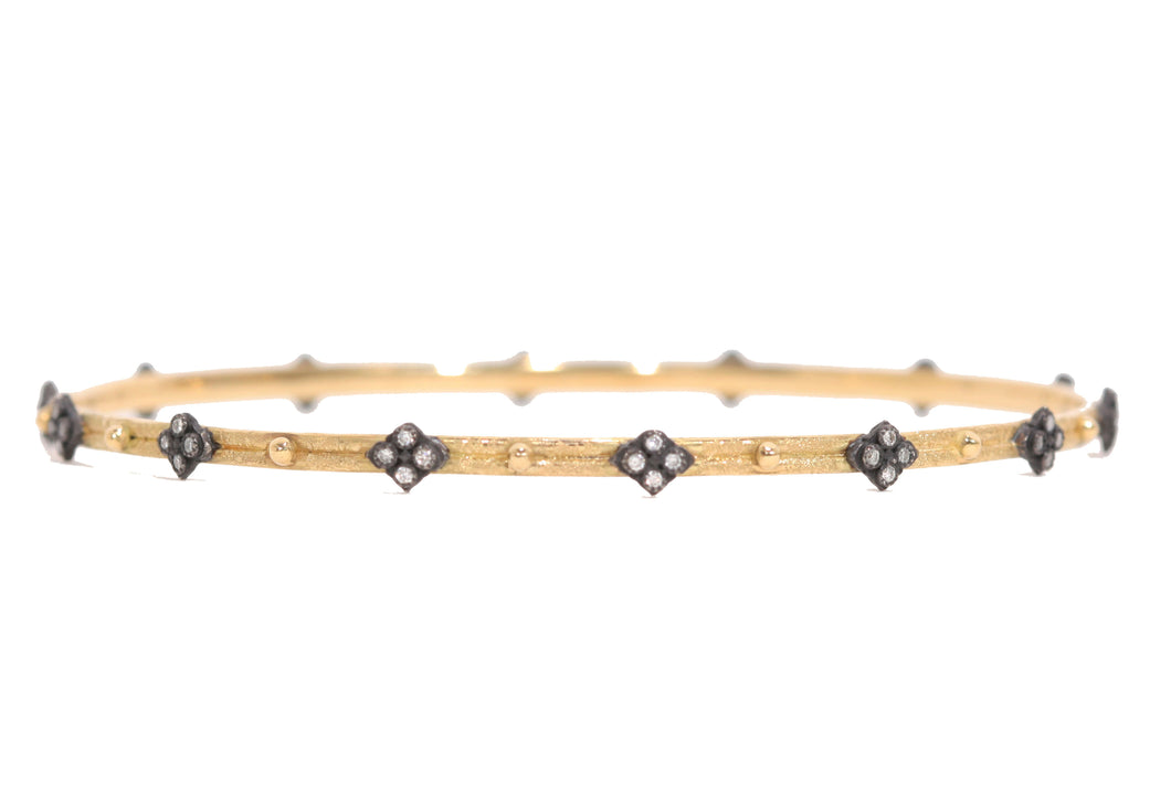 Skinny Cravelli Diamond Bangle